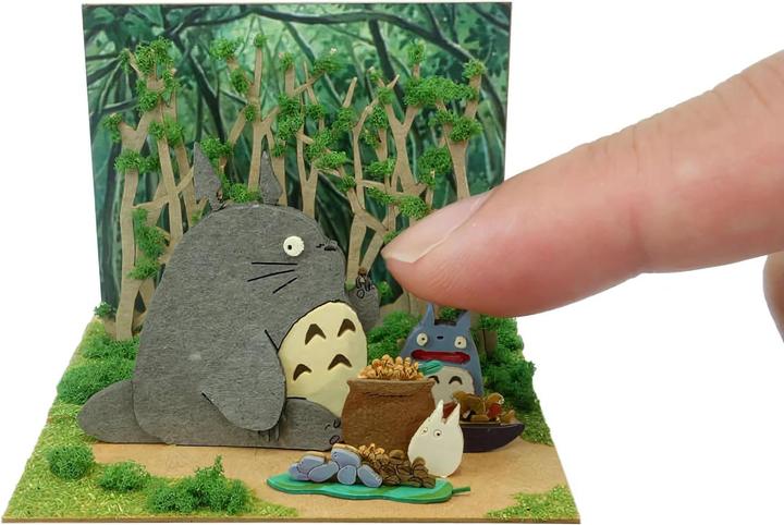 Actual product image Sankei Mein Nachbar Totoro - Fest im Wald - Paper Art Box