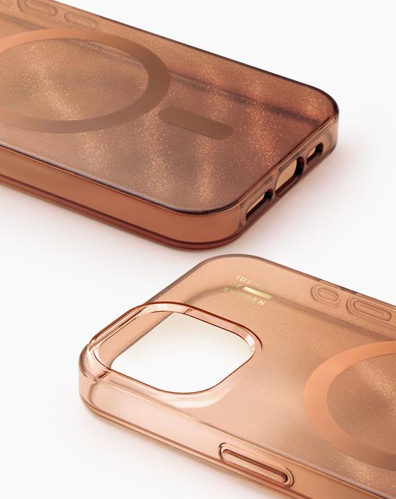 Actual product image iDeal Of Sweden MagSafe Clear Hard-Cover Mocha Mousse (Apple iPhone 13, Apple iPhone 14, Apple iPhone 15, Apple iPhone 16e)