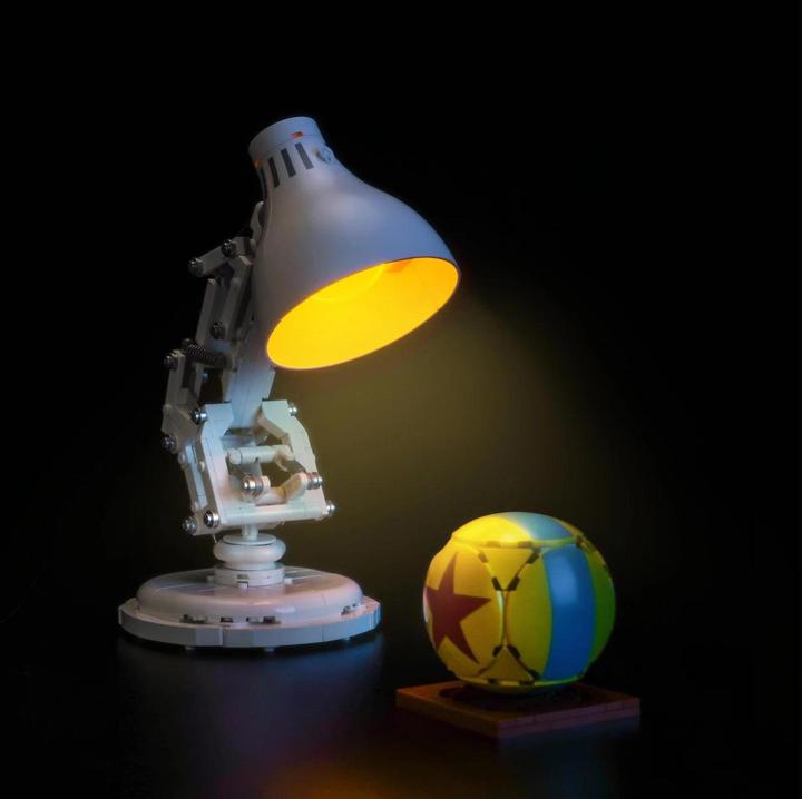 BrickBling LED Licht Set für LEGO Disney Pixar Luxo Jr. (21357) inkl. Fernbedienung