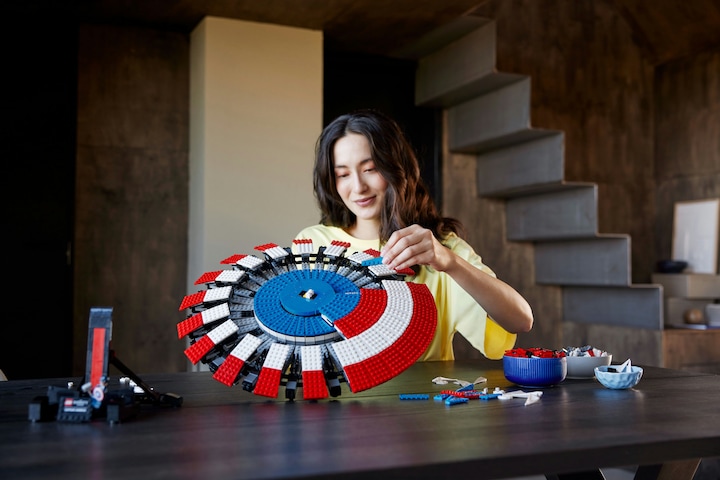 Produktbild LEGO Captain Americas Schild (76262, LEGO Marvel)