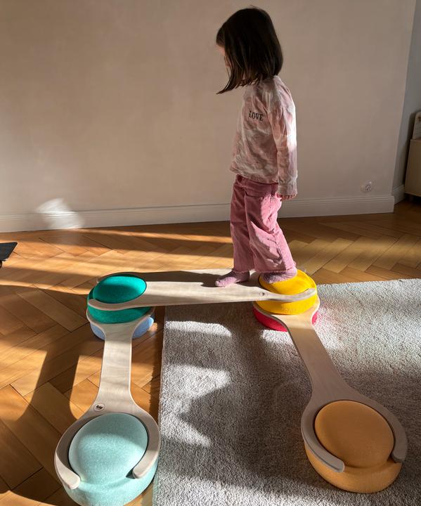 Immagine prodotto Lulo Tavolo da gioco stretto abbinato a Stapelstein