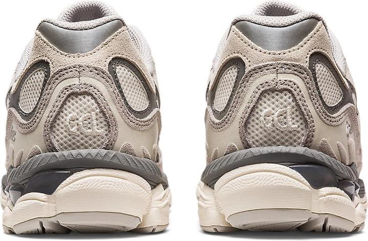 Actual product image ASICS Performance Gel NYC (37)