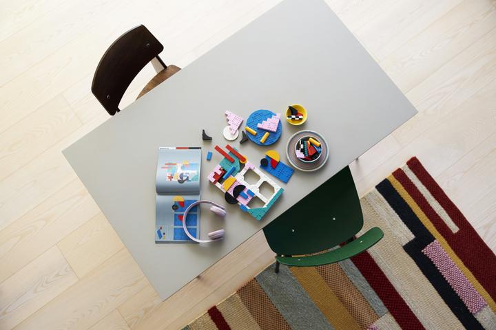 Actual product image LEGO 31210 Modern Art (31210, LEGO Art)