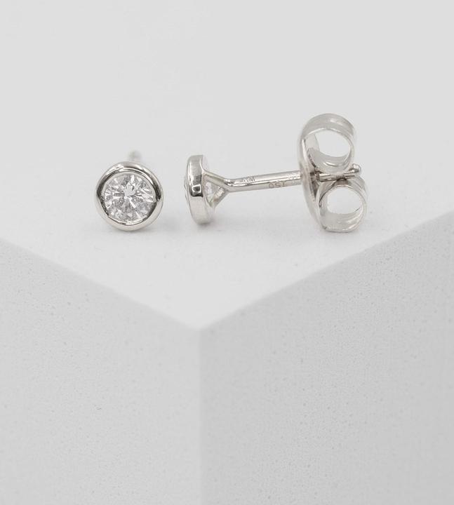 Actual product image Muau Stud earrings frame setting (White gold 750 0.34ct.2 H SI diamonds each 0.17ct.)