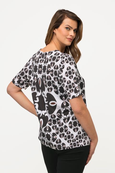 Actual product image Ulla Popken Geometric Print Short Sleeve Slinky Shirt (46, 48)