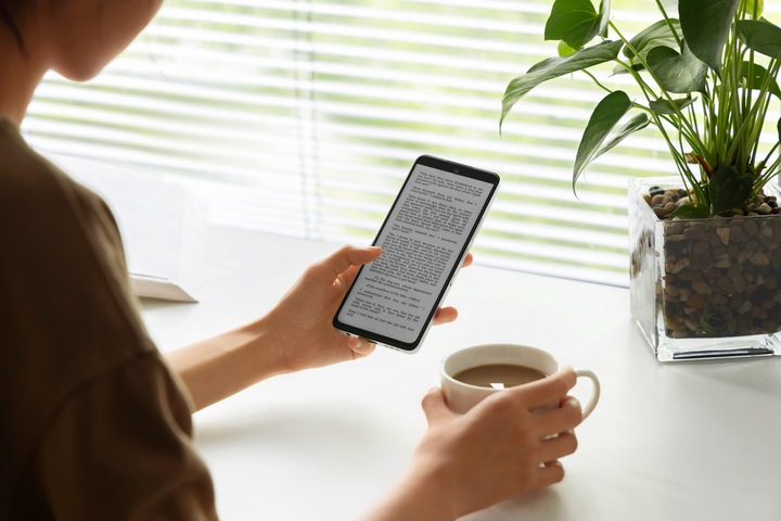 Produktbild TCL 50 Pro NxtPaper (512 GB, Moon Gray, 6.80", SIM + eSIM, 108 Mpx, 5G)