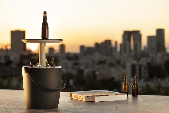 Actual product image Keter Go Bar - Tragbare Kühlbox mit Tisch (17 l)