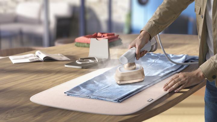 Produktbild Philips GC213/11 (1800 W, 90 g/min)