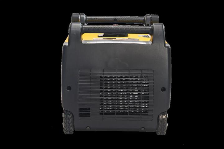 Actual product image Champion Power Equipment Generator Inverter 73001I-E-EU 3100W 2x230V (3500 W, 6 l)