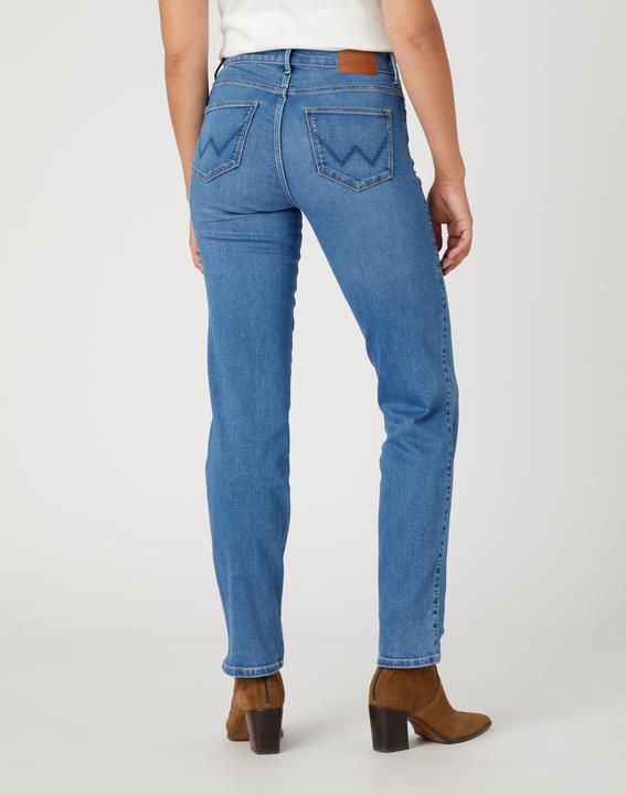Actual product image Wrangler Straight (30)