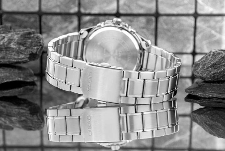 Image du produit Casio MTP-1375D-2A2 (Montre analogique, 42 mm)