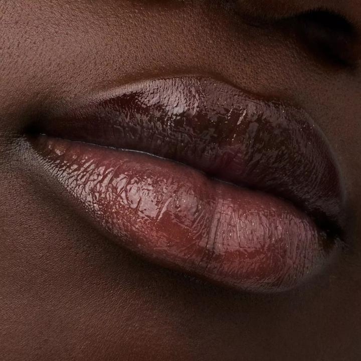 Image du produit Catrice Lip Jam Hydrating Lip Gloss Honey, I'm Home (060)