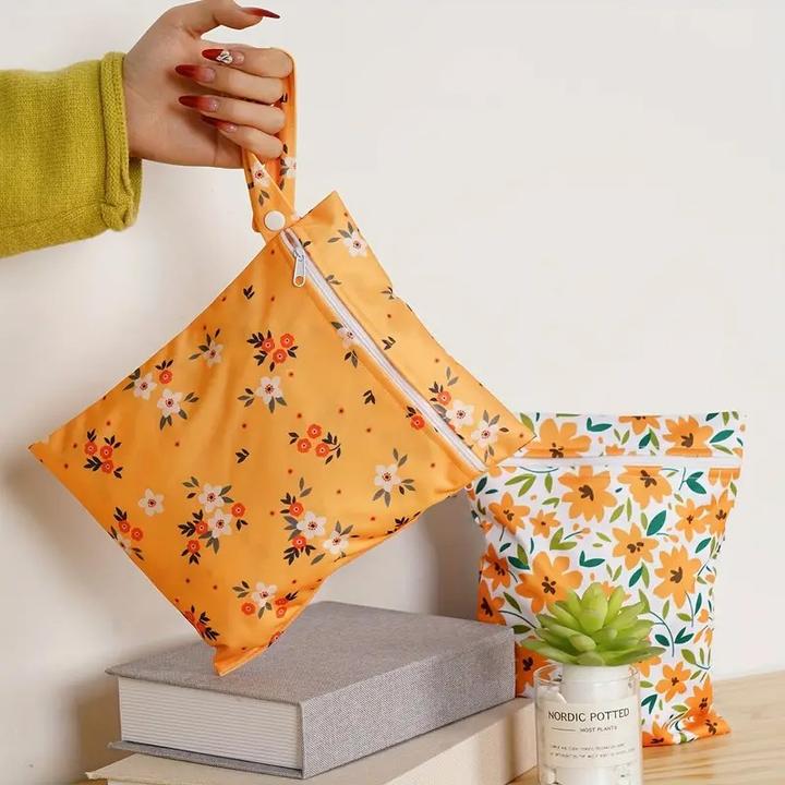 Actual product image ASMI 2 Stück Wetbag Windeltasche Set 19x25 cm