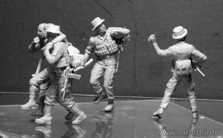 Actual product image Master Box "Head for the "Huey", Vietnam War series"
