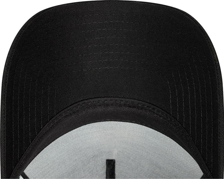 Produktbild New Era Adjustable Trucker Cap - Patch FC Barcelona (One Size)