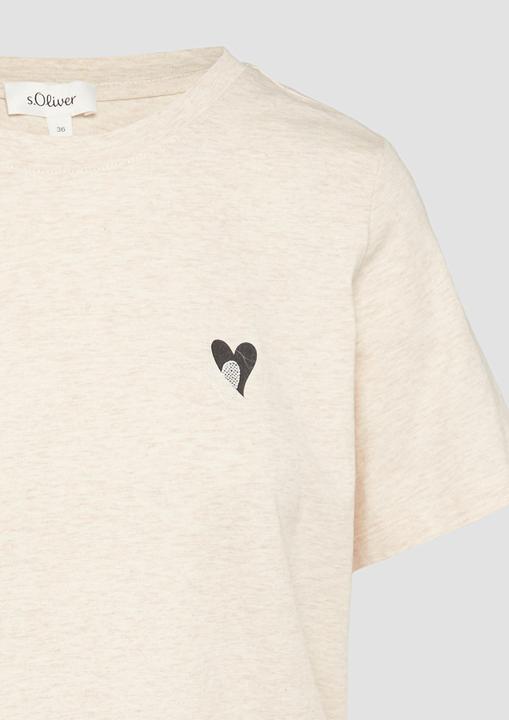Produktbild S.Oliver T-Shirt T-Shirt im Relaxed Fit mit Herz-Stickerei (36)