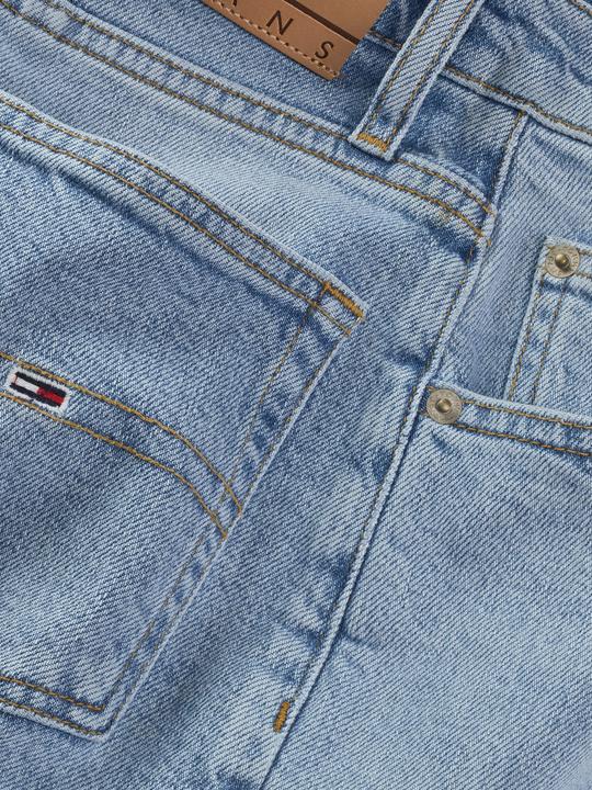 Actual product image Tommy Jeans MOM JEAN UH TPR BI0112 CO (W31/L30)