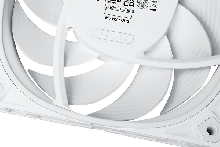 Produktbild be quiet! SILENT WINGS PRO 4 White 140mm PWM (140 mm, 1 x)