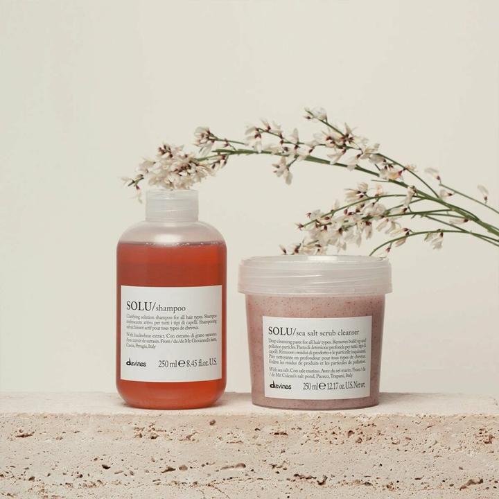 Immagine prodotto Davines Essential Haircare Solu Scrub al sale marino detergente (250 ml)