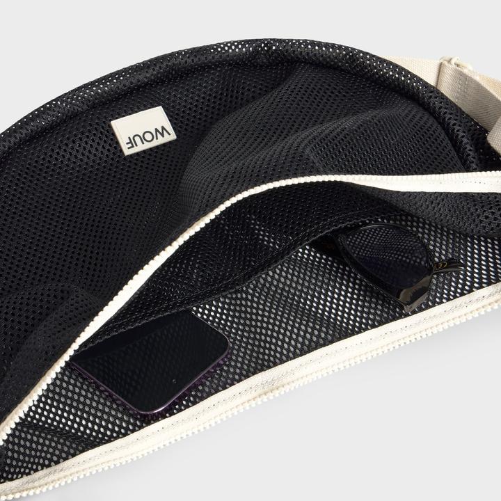 Actual product image Wouf Mesh Umhängetasche 45 cm