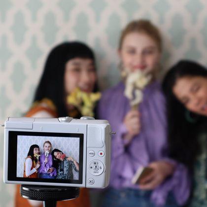 Produktbild Canon EOS M200 (15 - 45 mm, 24.10 Mpx, APS-C / DX)