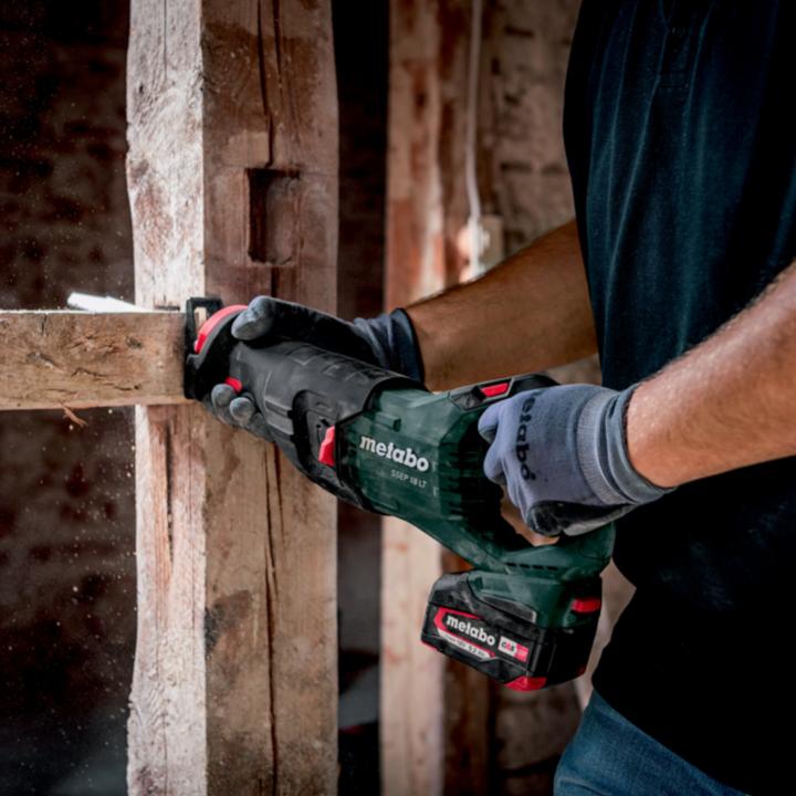 Produktbild Metabo SSEP 18 LT Akku Säbelsäge 18 V 32 mm + 2x LiHD Akku 5,5 Ah + Ladegerät