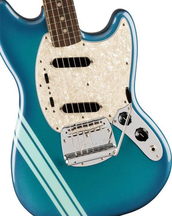 Produktbild Fender Vintera II 70s Mustang RW Competition Burgundy elektrische gitaar met deluxe gigbag (E-Gitarre, Rosewood, Mahagoni, Alder)