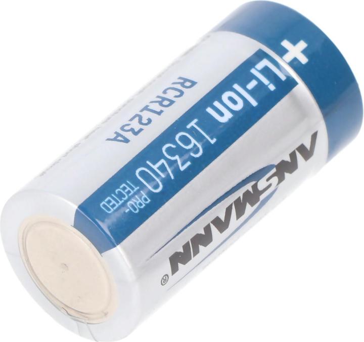 Immagine prodotto Fenix Batteria CR123 A 4 pezzi e caricatore rapido LCD (4 pz., CR123A, 760 mAh, Accumulatore di carica elettrica)