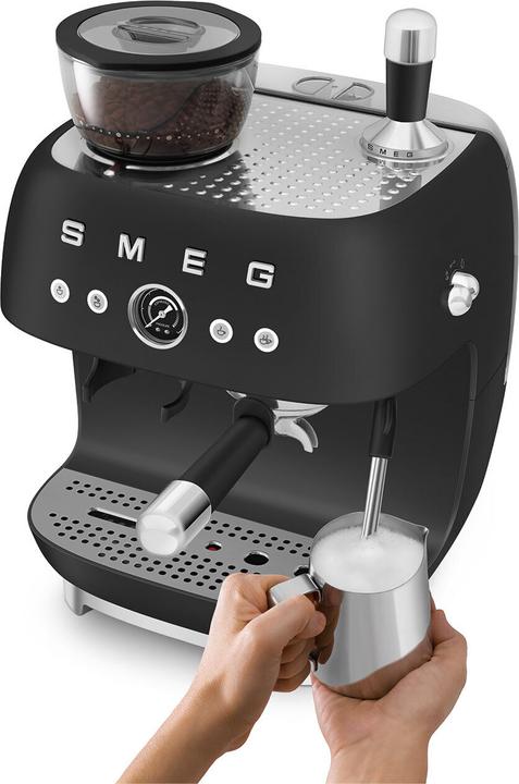 Image du produit Smeg Macchina per Espresso con Macinacaffè Integrato