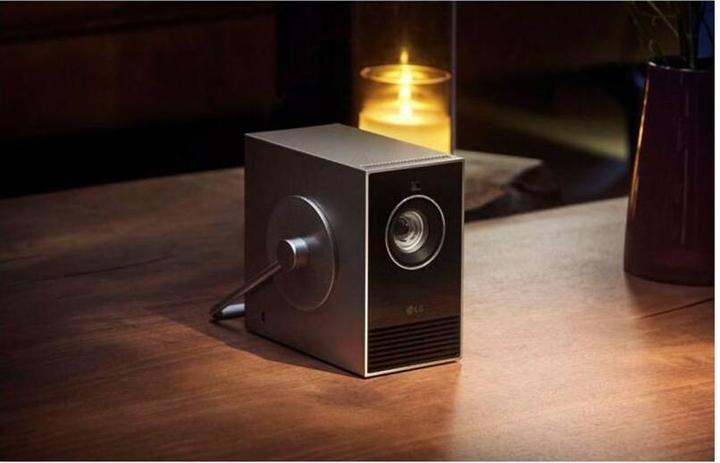 Produktbild LG CineBeam Q HU710PB (4K, 500 lm, 1.2:1)