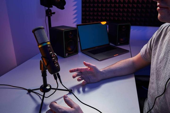 Actual product image Mackie EM-USB