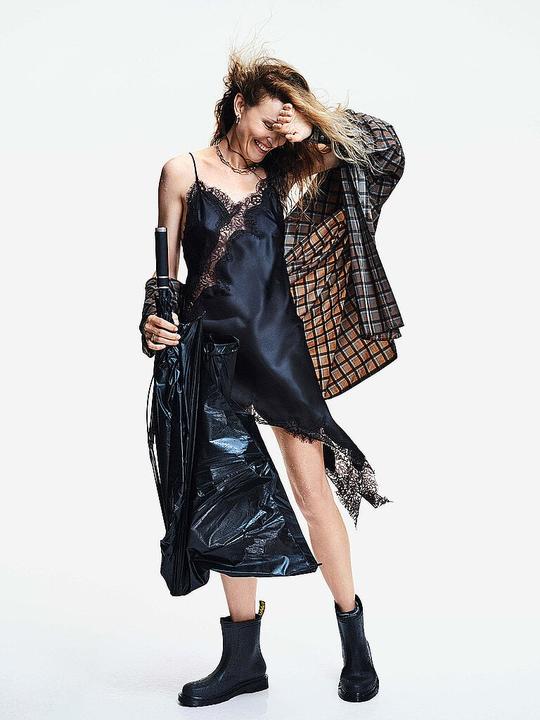 Actual product image Dr. Martens 1460 RAIN (41)