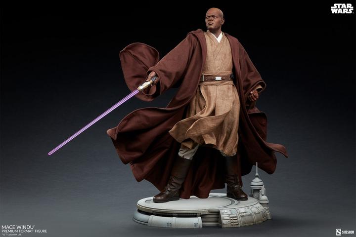 Actual product image Sideshow Star Wars Episode III statuette Premium Format Mace Windu 53 cm