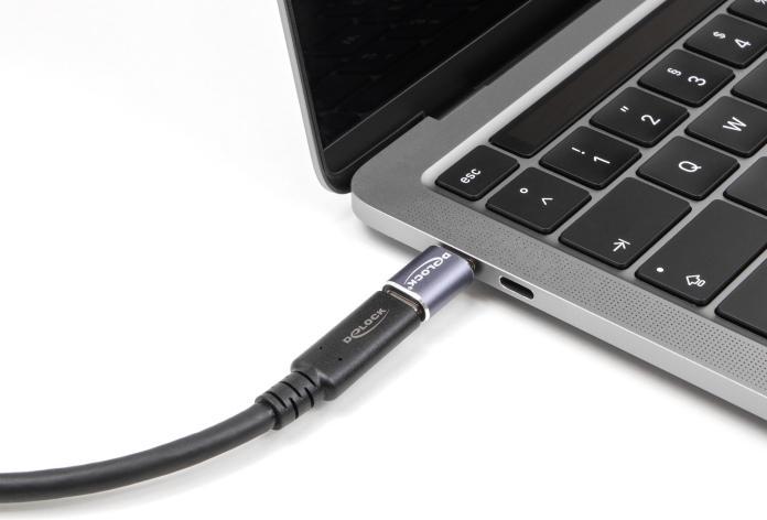 Produktbild Delock USB Adapter 40 Gbps USB Type-C PD 3.0 100 W Stecker zu Buchse Portschoner 8K 60 Hz Metall (USB Typ-C, 1.60 cm)