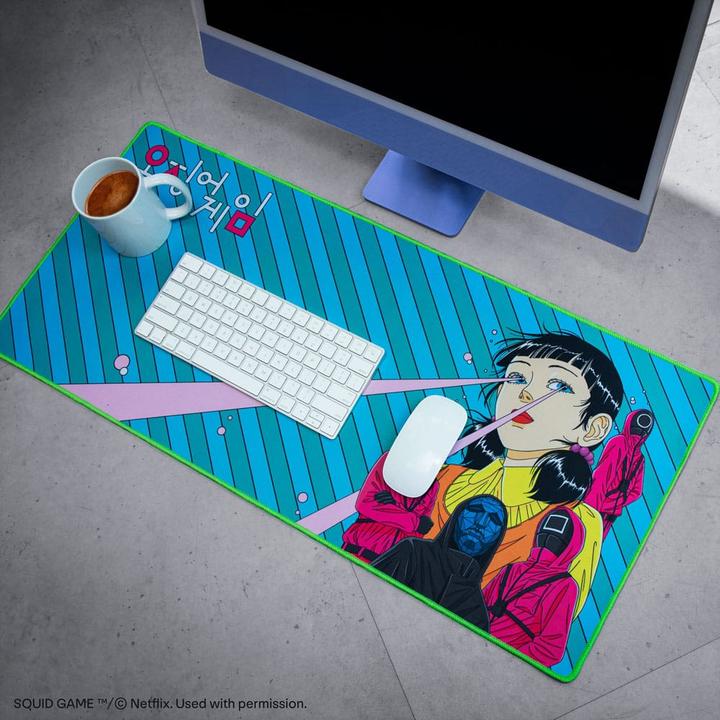 Produktbild Cinereplicas Squid Game Schreibtischunterlage Young-Hee (80 x 30 cm)