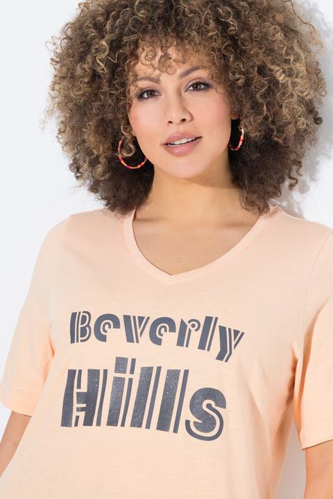 Image du produit Ulla Popken T-shirt, lettrage Beverly Hills. Col V et manches courtes. Coupe Classic (60)