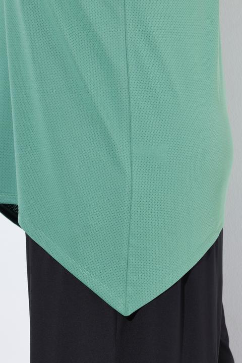 Actual product image Ulla Popken Quick Drying Pointed Hem Stretch Fit Tee (42, 44)