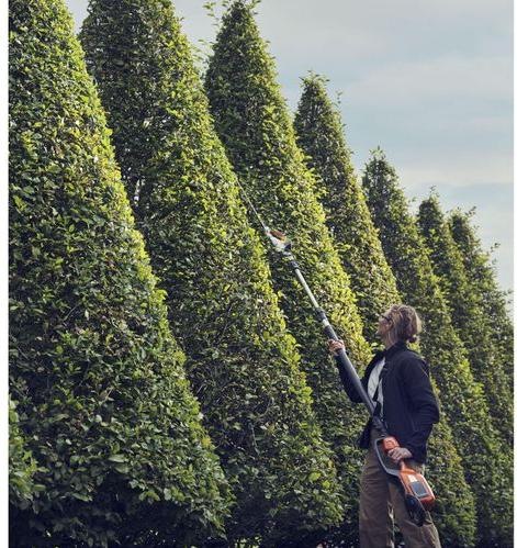 Actual product image Husqvarna 520iHT4 (Cordless hedgecutters)