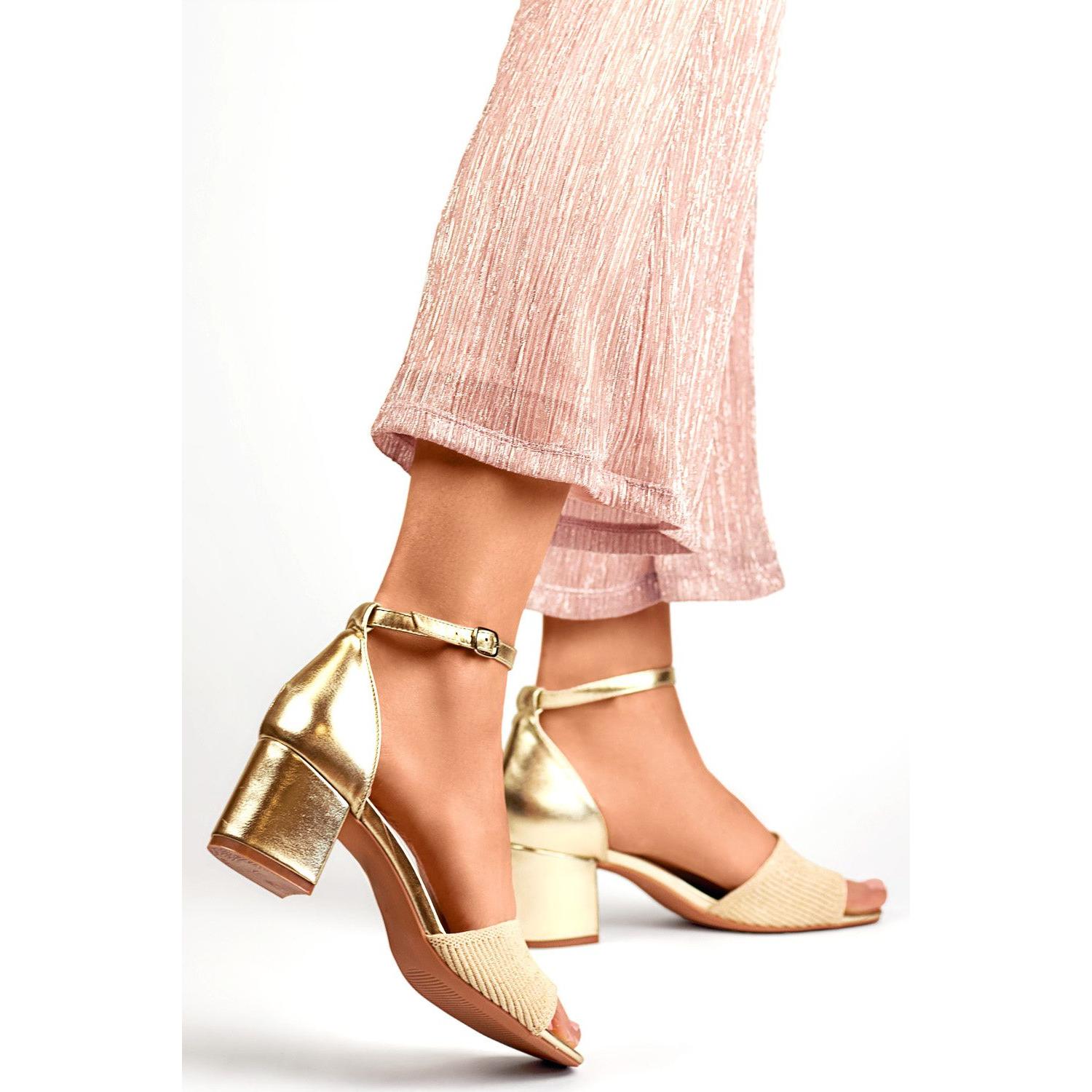 Thumbnail - Primo, Damen, Sandalen, Sandalen mit Absatz model, Beige, (41)