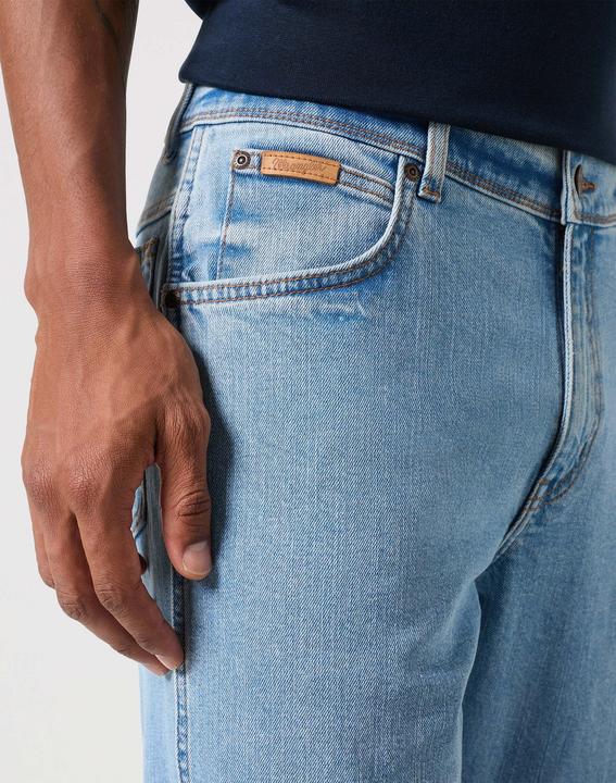 Immagine prodotto Wrangler Jeans Texas Low Stretch (Banda radio 38 (2600 MHz))