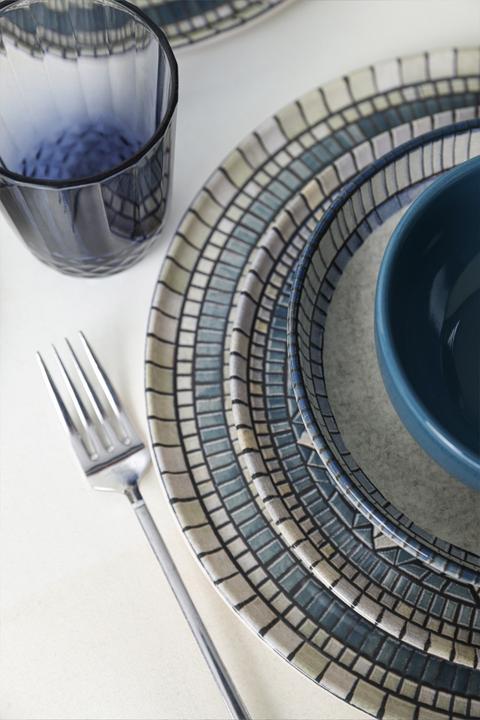 Actual product image Hermia Camellia Dinner Set (24 pcs.)