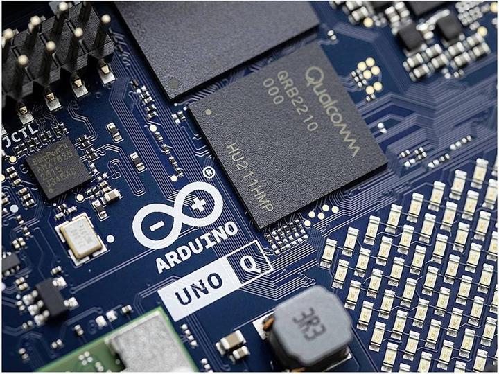 Produktbild Joy-it Breadboard-Kit inkl. Arduino UNO Q 4 GB