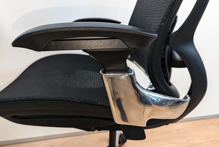 Actual product image Subsonic I-Care Excell Mesh + black