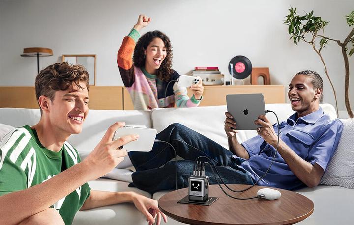 Produktbild Ugreen Uno (100 W, 4 Ports)