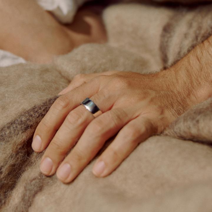 Produktbild Oura Ring 4 (7, Silber)