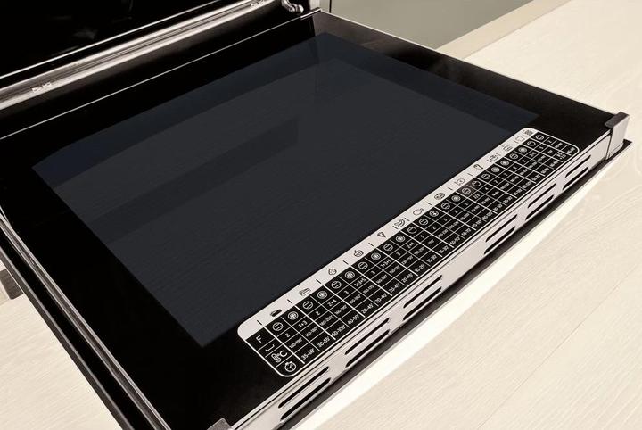 Actual product image Indesit IS5V8CHX/E