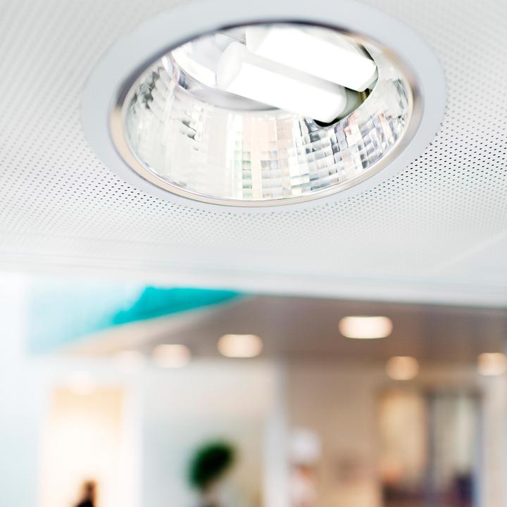 Produktbild Philips CorePro (G23, 5 W, 520 lm, 1 x, F)