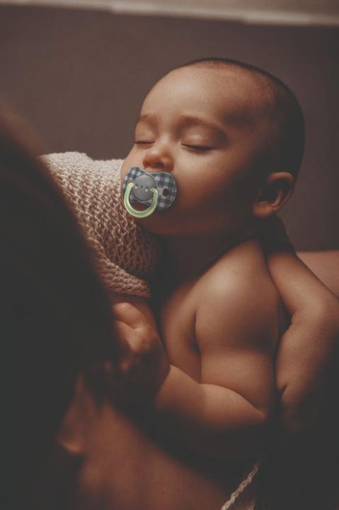 Image du produit Suavinex Sucette symétrique SX Pro jour/nuit 0-6M ourson (jusqu'à 6 M.)
