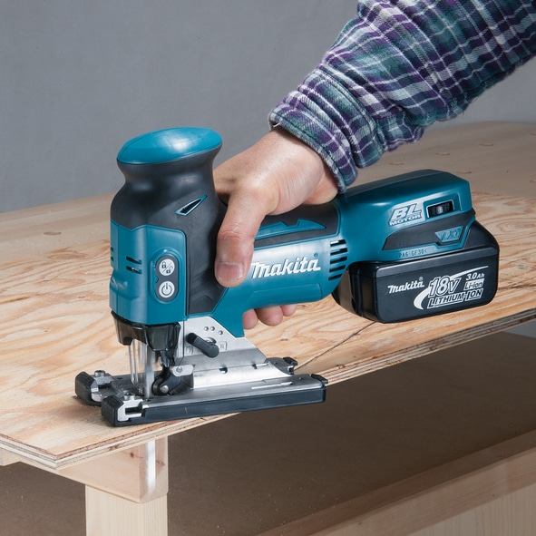 Actual product image Makita Djv181zj