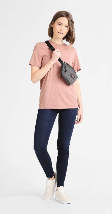 Actual product image Eastpak Springer